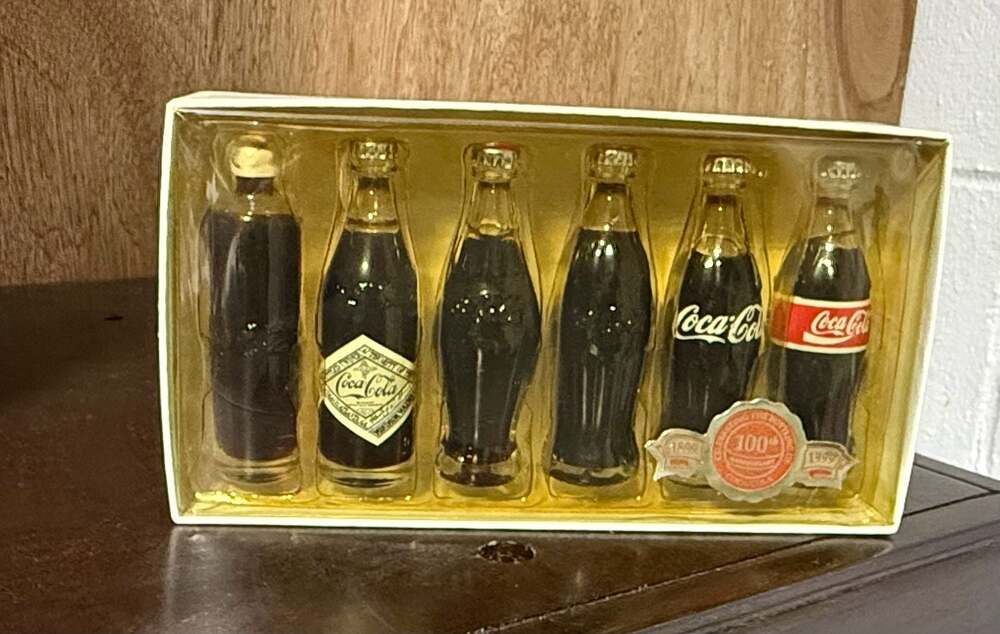 1998 Coca-Cola Evolution of the Contour Bottle Miniature Bottle Set - Picture 2 of 6